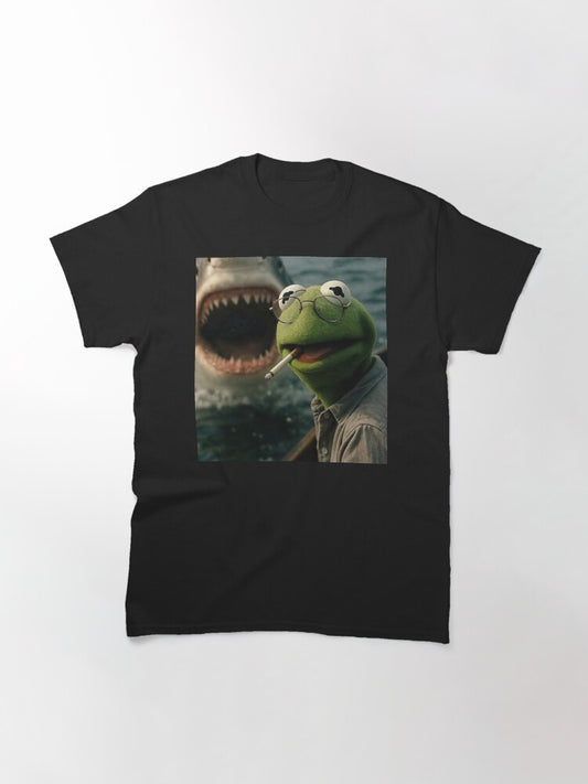 Vintage Dark Humor Frog Shark Parody – Retro Cinematic Meme Aesthetic Classic T-Shirt
